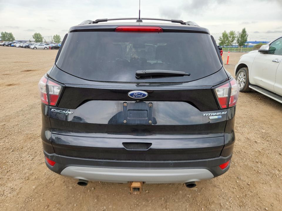 61408526 :رقم المزاد ، 1FMCU9J96HUE41392 vin ، 2017 Ford Escape مزاد بيع