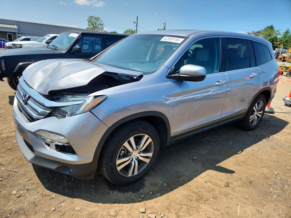 Auction sale of the 2018 Honda Pilot, vin: 5FNYF6H57JB036307, lot number: 62609156