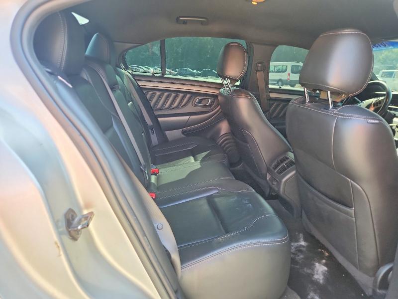 61976366 :رقم المزاد ، 1FAHP2E88GG134075 vin ، 2016 Ford Taurus مزاد بيع