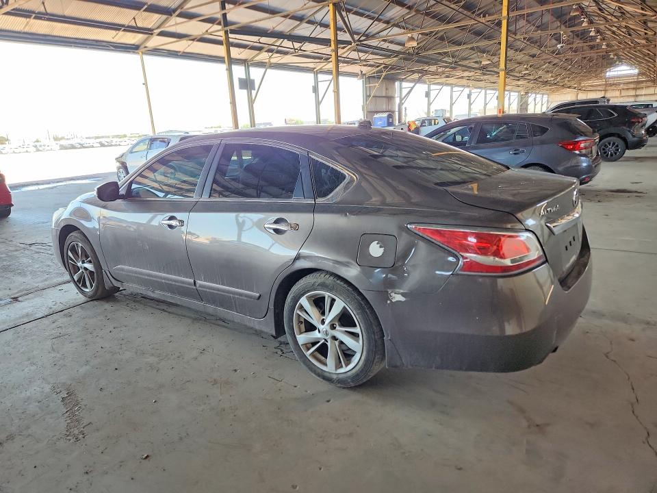 Продажа на аукционе авто 2015 Nissan Altima, vin: 1N4AL3AP3FN908601, номер лота: 61121656