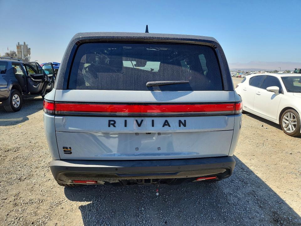 58931326 :رقم المزاد ، 7PDSGABA5PN023814 vin ، 2023 Rivian R1s مزاد بيع