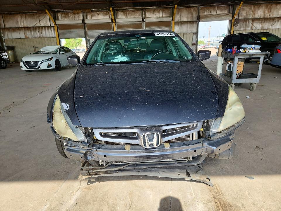 Продаж на аукціоні авто 2003 Honda Accord, vin: 1HGCM665X3A004158, номер лоту: 61764126