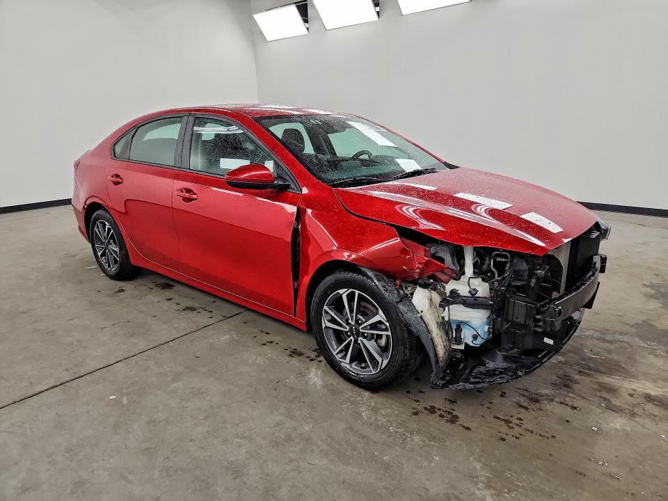2024 Kia Forte მანქანა იყიდება აუქციონზე, vin: 3KPF24AD3RE745312, აუქციონის ნომერი: 60884716