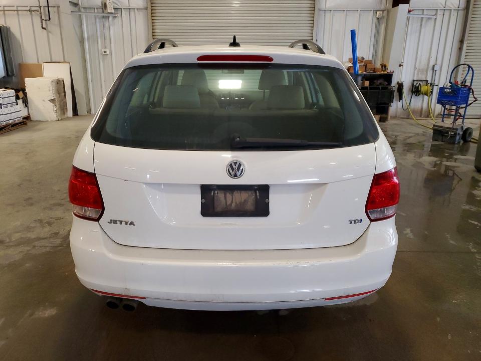 61696276 :رقم المزاد ، 3VWPL7AJ8BM603474 vin ، 2011 Volkswagen Jetta مزاد بيع