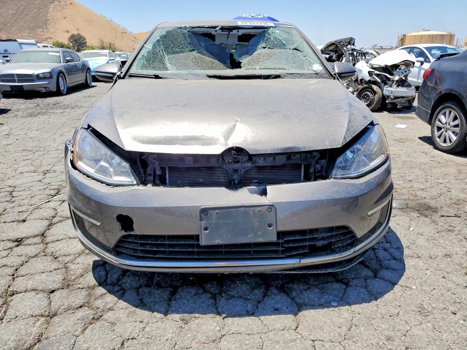 62333336 :رقم المزاد ، WVWKP7AUXGW911698 vin ، 2016 Volkswagen E-golf مزاد بيع