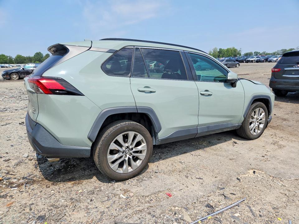 61744706 :رقم المزاد ، 2T3A1RFV2LW118236 vin ، 2020 Toyota Rav4 مزاد بيع