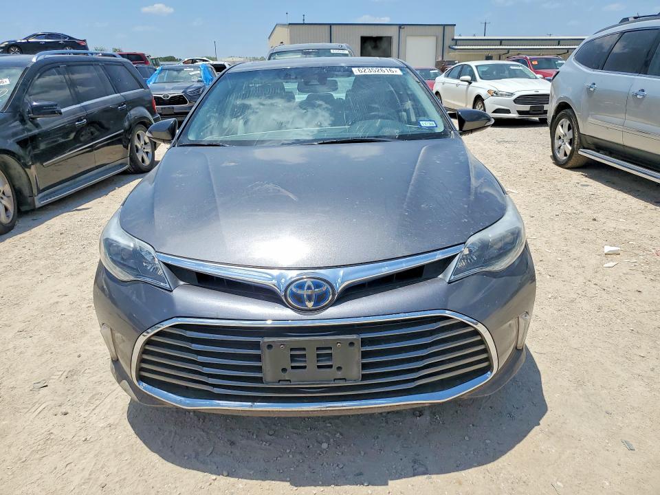62352616 :رقم المزاد ، 4T1BD1EB9JU064198 vin ، 2018 Toyota Avalon Hybrid مزاد بيع