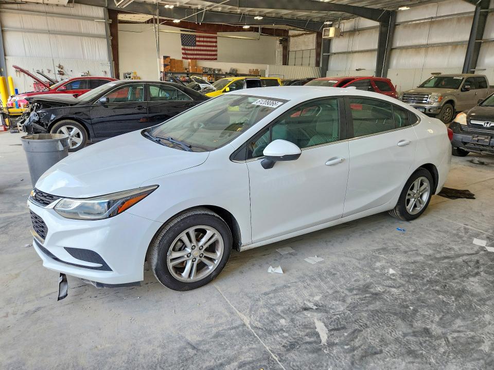 Aukcja sprzedaży 2018 Chevrolet Cruze, vin: 1G1BE5SM6J7106137, numer aukcji: 61209066