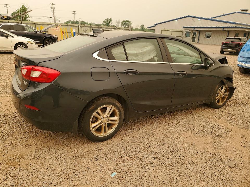60967956 :رقم المزاد ، 1G1BE5SM5H7258114 vin ، 2017 Chevrolet Cruze مزاد بيع