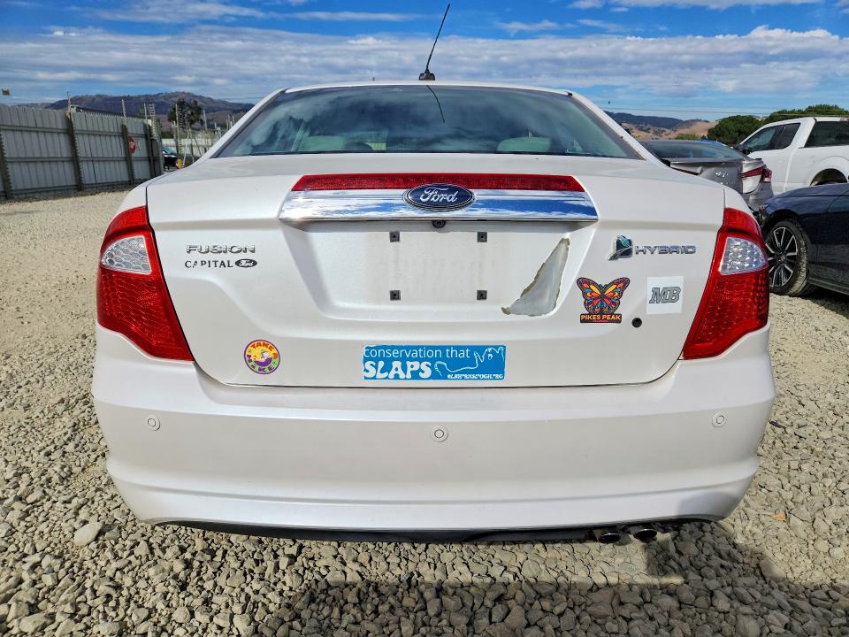 2010 Ford Fusion მანქანა იყიდება აუქციონზე, vin: 3FADP0L37AR135731, აუქციონის ნომერი: 61792706