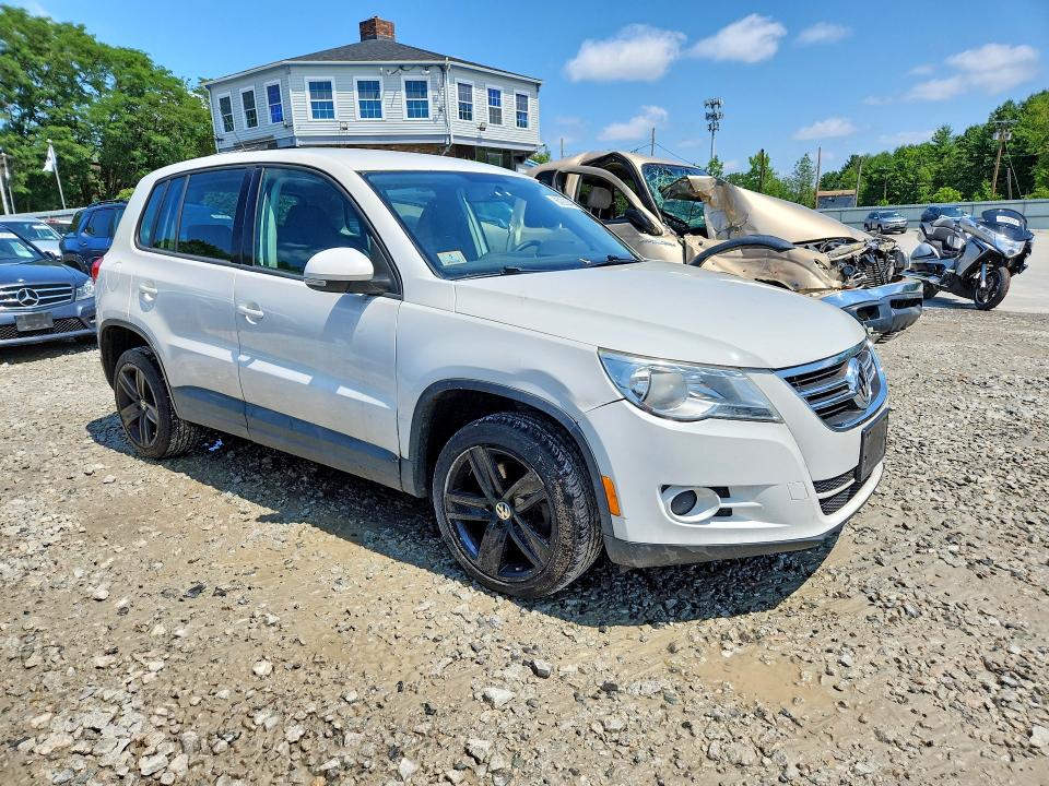 60200496 :رقم المزاد ، WVGBV7AX9BW543227 vin ، 2011 Volkswagen Tiguan مزاد بيع