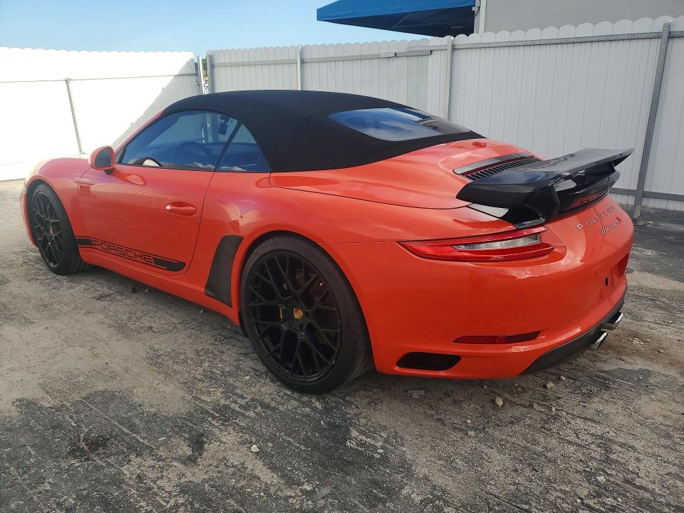 Продажа на аукционе авто 2017 Porsche 911, vin: WP0CA2A97HS142235, номер лота: 61700286
