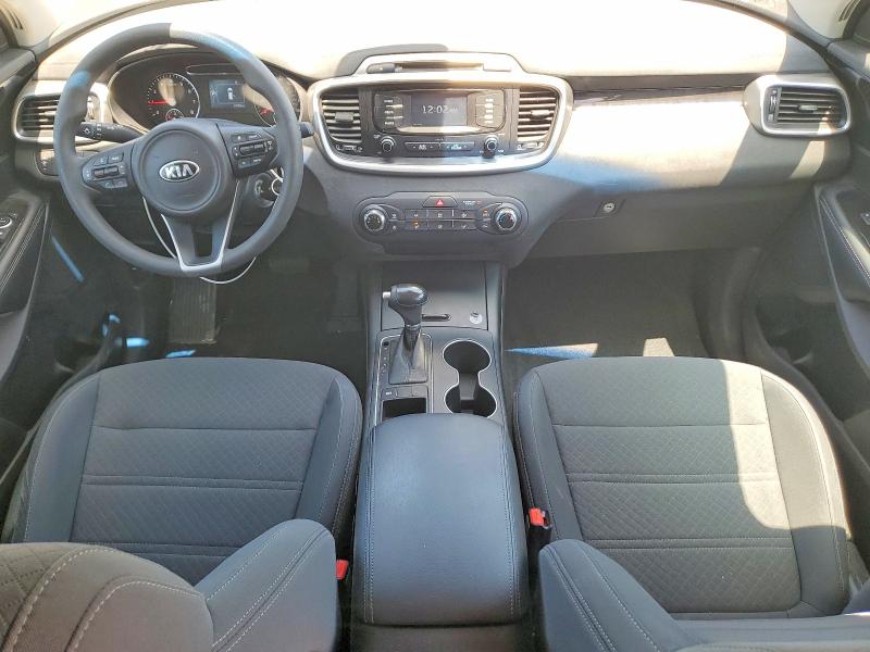 2017 Kia Sorento მანქანა იყიდება აუქციონზე, vin: 5XYPG4A38HG253485, აუქციონის ნომერი: 60838936