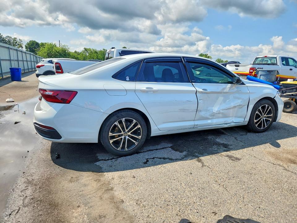 Продаж на аукціоні авто 2023 Volkswagen Jetta, vin: 3VWBM7BU7PM052770, номер лоту: 62721046