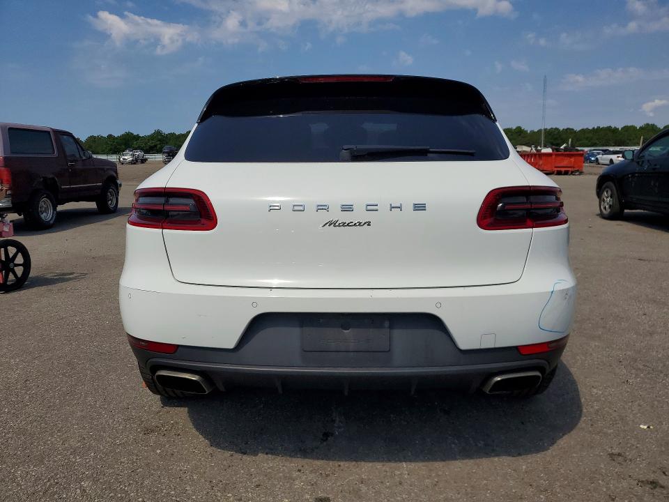 60586846 :رقم المزاد ، WP1AA2A59HLB02350 vin ، 2017 Porsche Macan مزاد بيع