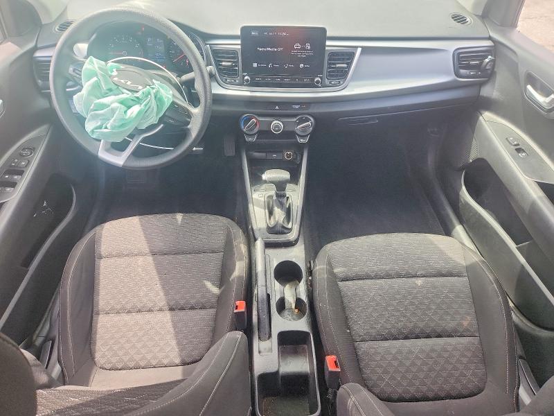 61363446 :رقم المزاد ، 3KPA24AD6NE455120 vin ، 2022 Kia Rio مزاد بيع