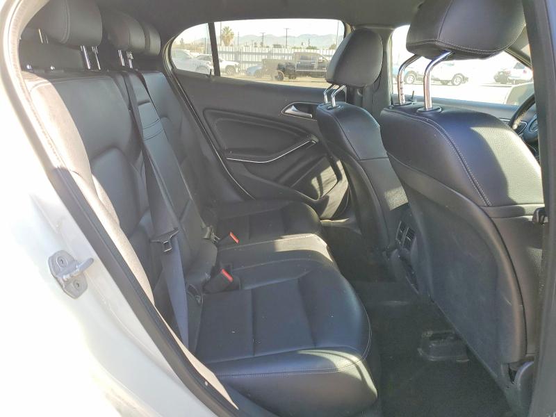 59897296 :رقم المزاد ، WDCTG4EB8HJ356139 vin ، 2017 Mercedes-benz Gla مزاد بيع