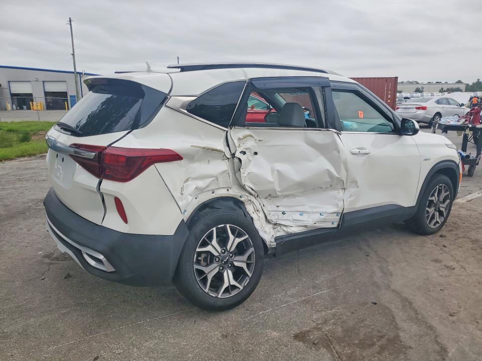 Продаж на аукціоні авто 2022 Kia Seltos, vin: KNDERCAA8N7313669, номер лоту: 63121976