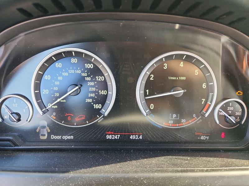 62585296 :رقم المزاد ، WBAYM1C5XDDZ02431 vin ، 2013 Bmw 650 مزاد بيع