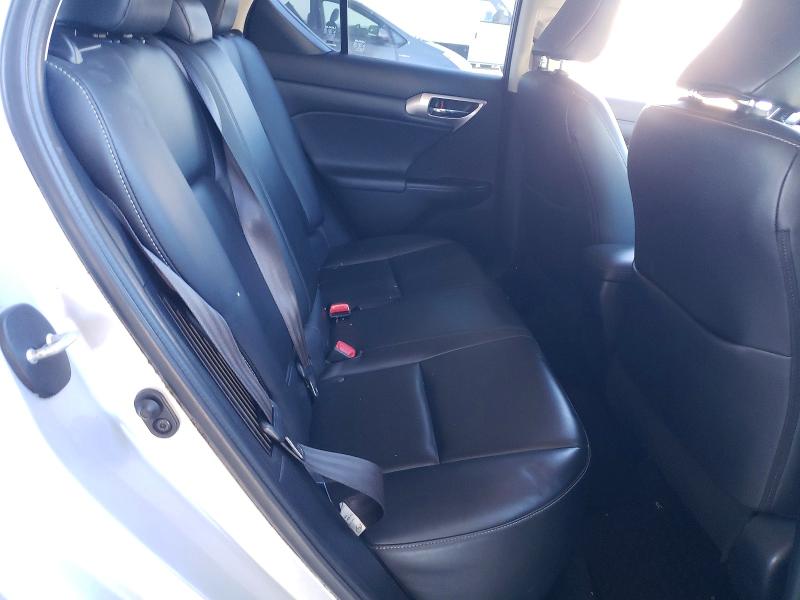 60472106 :رقم المزاد ، JTHKD5BH3F2213744 vin ، 2015 Lexus Ct مزاد بيع