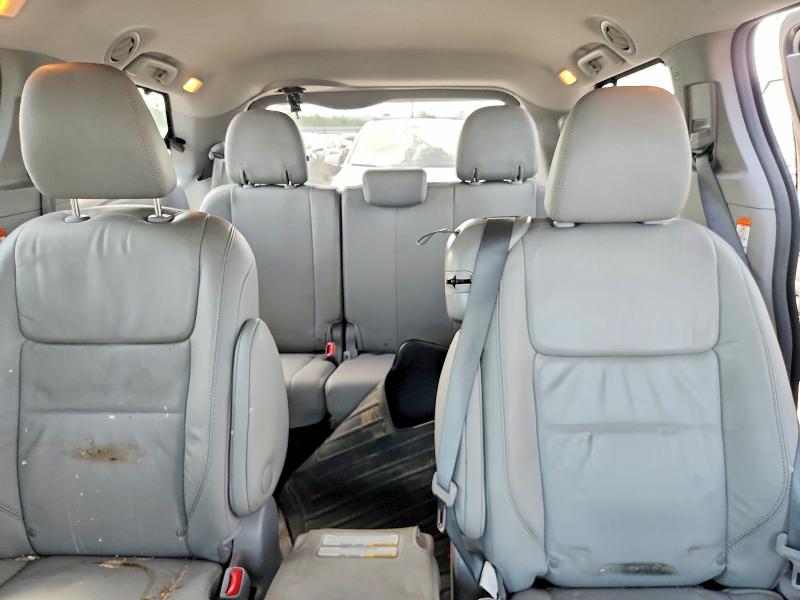 58946566 :رقم المزاد ، 5TDYZ3DC4HS831301 vin ، 2017 Toyota Sienna مزاد بيع