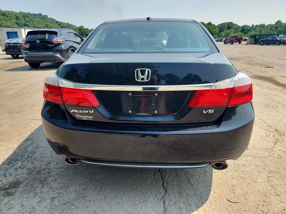 60871466 :رقم المزاد ، 1HGCR3F85EA032804 vin ، 2014 Honda Accord مزاد بيع