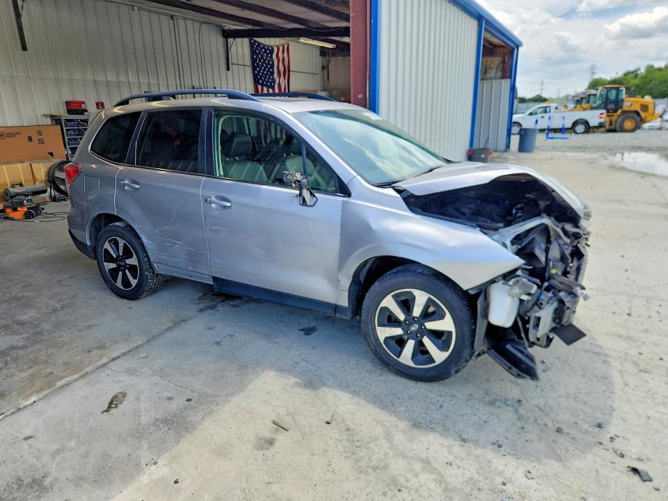 61288326 :رقم المزاد ، JF2SJAJC1JH546458 vin ، 2018 Subaru Forester مزاد بيع