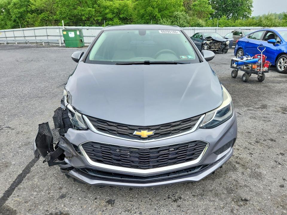 Продаж на аукціоні авто 2018 Chevrolet Cruze, vin: 1G1BE5SM8J7134229, номер лоту: 60295186