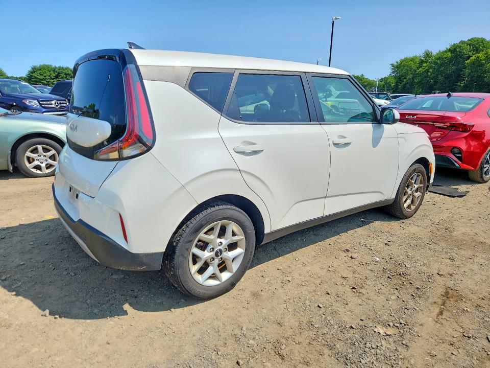 Продажа на аукционе авто 2023 Kia Soul, vin: KNDJ23AU7P7876194, номер лота: 62484136