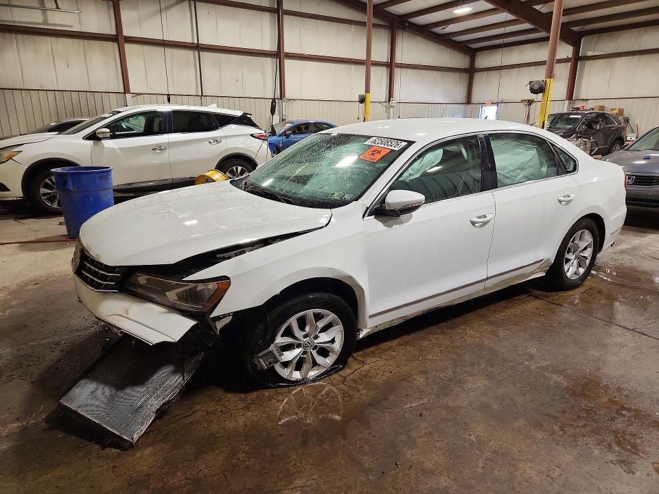 Auction sale of the 2017 Volkswagen Passat, vin: 1VWAT7A37HC007399, lot number: 62508526