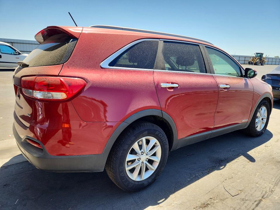 Продажа на аукционе авто 2016 Kia Sorento, vin: 5XYPGDA50GG132319, номер лота: 61727606