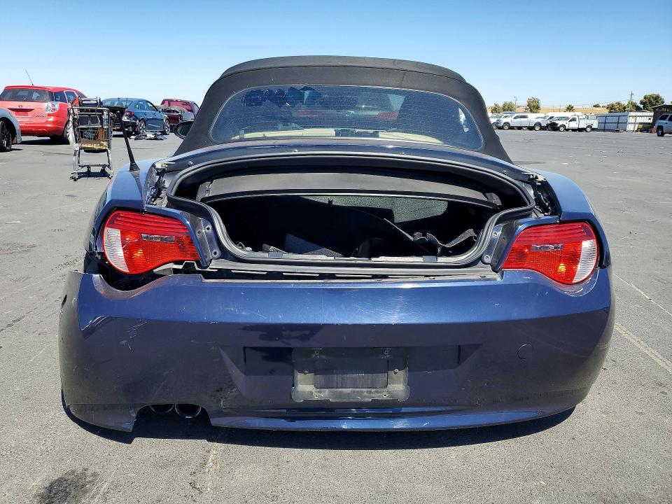 60777166 :رقم المزاد ، 4USBU53566LX00480 vin ، 2006 Bmw Z4 مزاد بيع