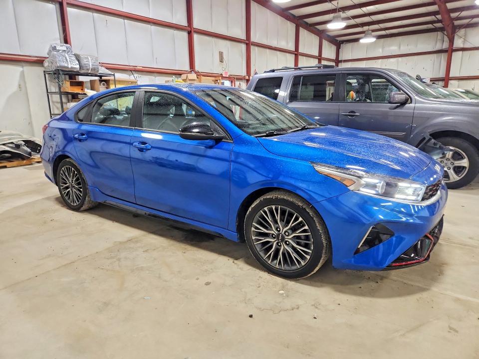 2022 Kia Forte მანქანა იყიდება აუქციონზე, vin: 3KPF54AD2NE478049, აუქციონის ნომერი: 61923346