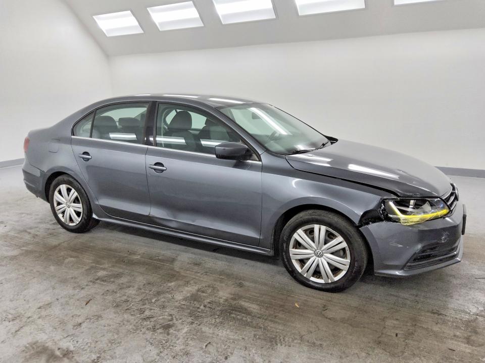 2017 Volkswagen Jetta მანქანა იყიდება აუქციონზე, vin: 3VW2B7AJ5HM330502, აუქციონის ნომერი: 60778666