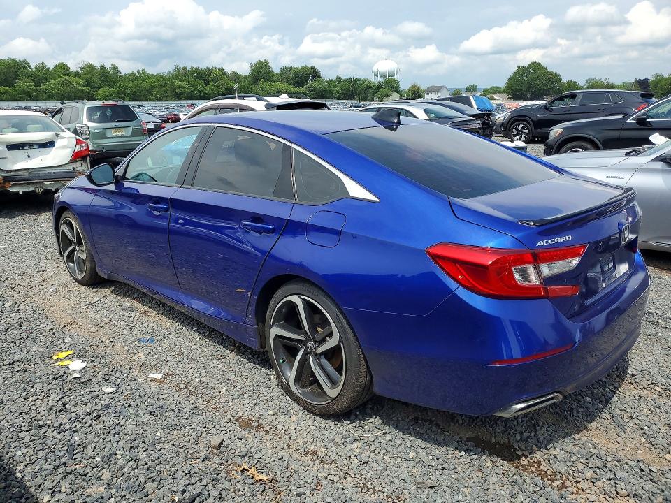 61984756 :رقم المزاد ، 1HGCV1F38NA121786 vin ، 2022 Honda Accord مزاد بيع