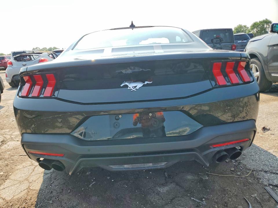 Продажа на аукционе авто 2024 Ford Mustang, vin: 1FA6P8TH5R5138113, номер лота: 62642246