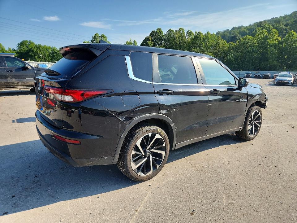 59789136 :رقم المزاد ، JA4J4TA82NZ073723 vin ، 2022 Mitsubishi Outlander مزاد بيع
