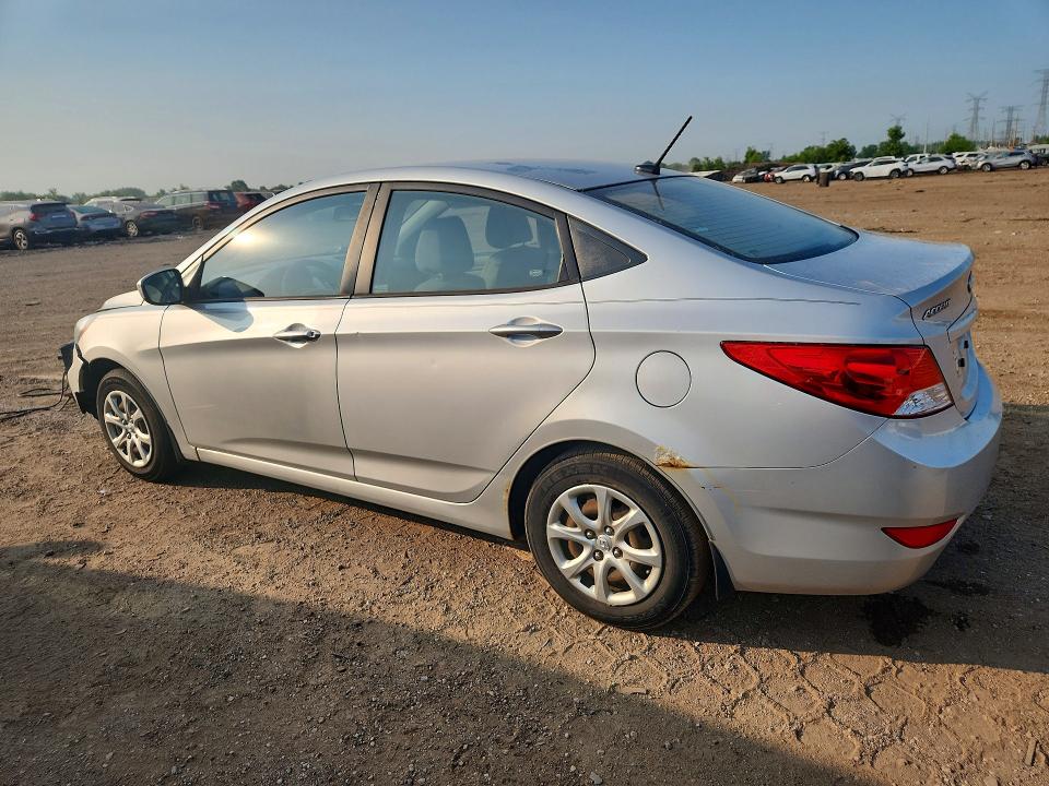 85603385 :رقم المزاد ، KMHCT4AE1DU303448 vin ، 2013 Hyundai Accent مزاد بيع