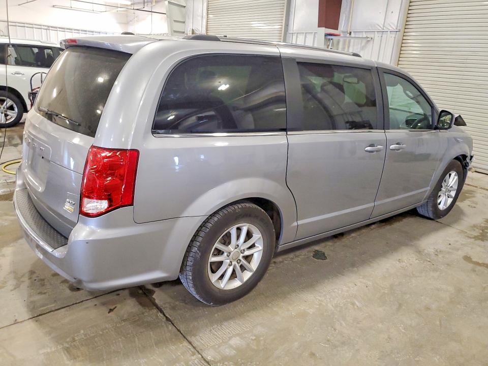 2018 Dodge Grand Caravan მანქანა იყიდება აუქციონზე, vin: 2C4RDGCG8JR302155, აუქციონის ნომერი: 61373126
