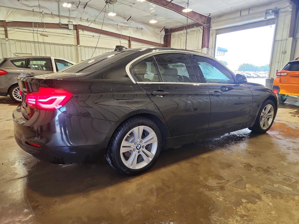 2017 Bmw 330 მანქანა იყიდება აუქციონზე, vin: WBA8B9G52HNU09079, აუქციონის ნომერი: 60135076