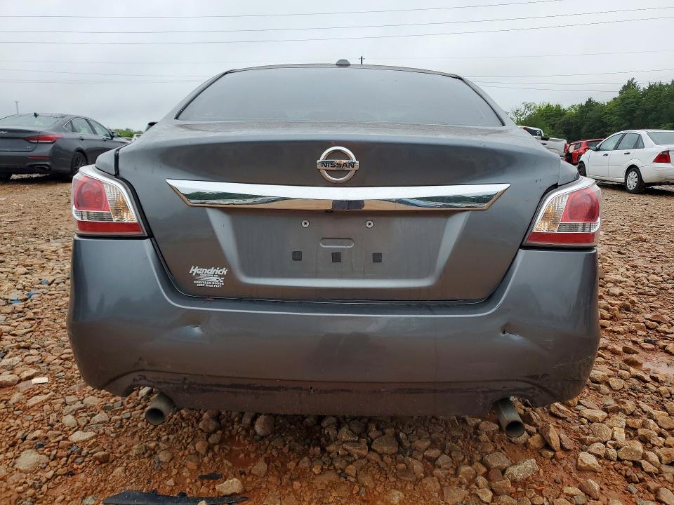 2015 Nissan Altima მანქანა იყიდება აუქციონზე, vin: 1N4AL3AP4FC272380, აუქციონის ნომერი: 62045496