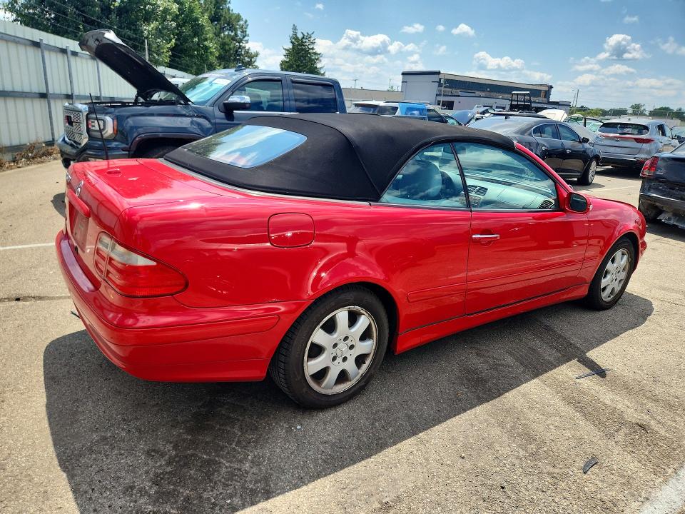 62655276 :رقم المزاد ، WDBLK65G13T136798 vin ، 2003 Mercedes-benz Clk مزاد بيع