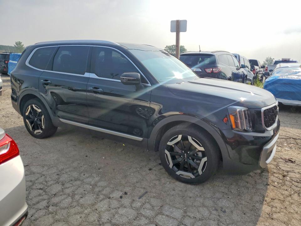 61701216 :رقم المزاد ، 5XYP34GC3PG376662 vin ، 2023 Kia Telluride مزاد بيع