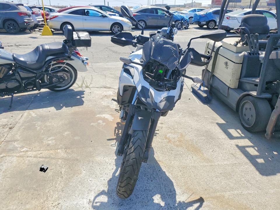 Продажа на аукционе авто 2025 Bmw F800, vin: WB10K5303S6K86653, номер лота: 61104406