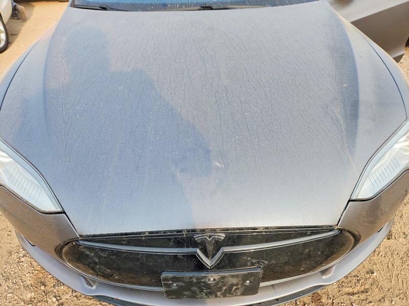 2015 Tesla Model S მანქანა იყიდება აუქციონზე, vin: 5YJSA1S19FF080328, აუქციონის ნომერი: 59797226