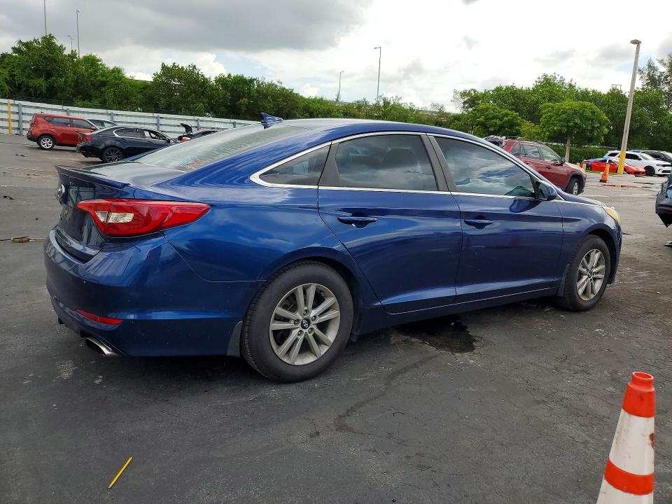 2015 Hyundai Sonata მანქანა იყიდება აუქციონზე, vin: 5NPE24AF1FH233701, აუქციონის ნომერი: 85630295