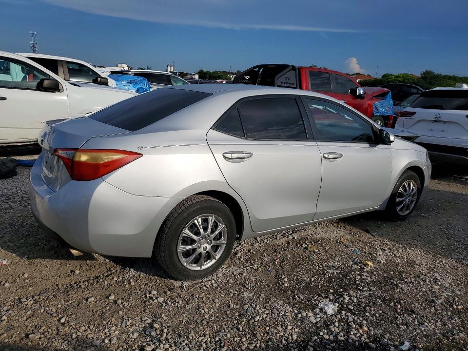 2015 Toyota Corolla მანქანა იყიდება აუქციონზე, vin: 2T1BURHEXFC447144, აუქციონის ნომერი: 59601466