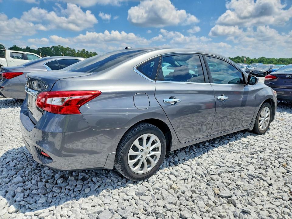 2018 Nissan Sentra მანქანა იყიდება აუქციონზე, vin: 3N1AB7AP0JY267135, აუქციონის ნომერი: 61599066