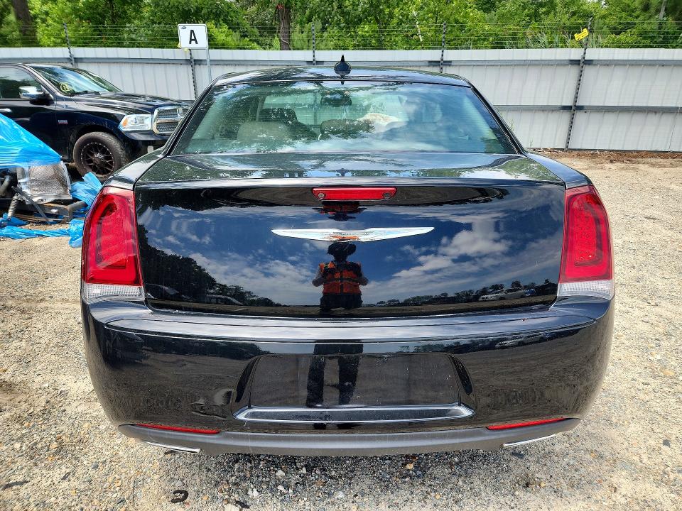 53258306 :رقم المزاد ، 2C3CCAAG2KH675986 vin ، 2019 Chrysler 300 مزاد بيع
