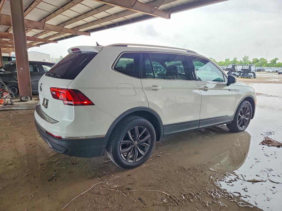 Продаж на аукціоні авто 2022 Volkswagen Tiguan, vin: 3VV3B7AX0NM065397, номер лоту: 59886316